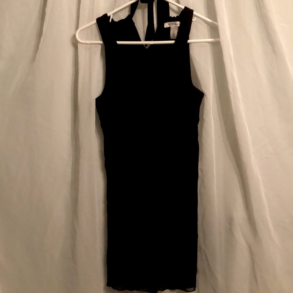 White House Black market size small soft lacy material layered stretchy